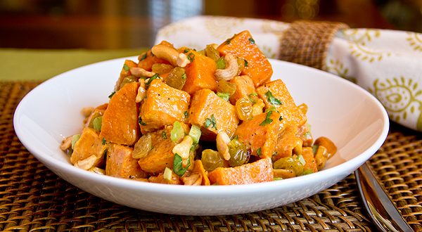 Ir para  <p>2 batatas doce m&eacute;dias, assadas e cortadas em&nbsp;cubos&nbsp;m&eacute;dios</p>

<p>1/2&nbsp;talo de sals&atilde;o picadinho</p>

<p>1&nbsp;ma&ccedil;&atilde; verde...